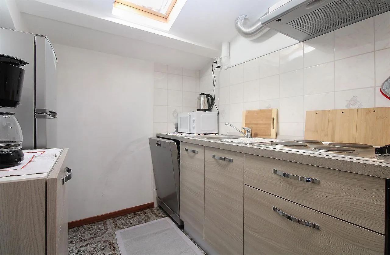 Apartment Nada 1451 فاجانا 0*,