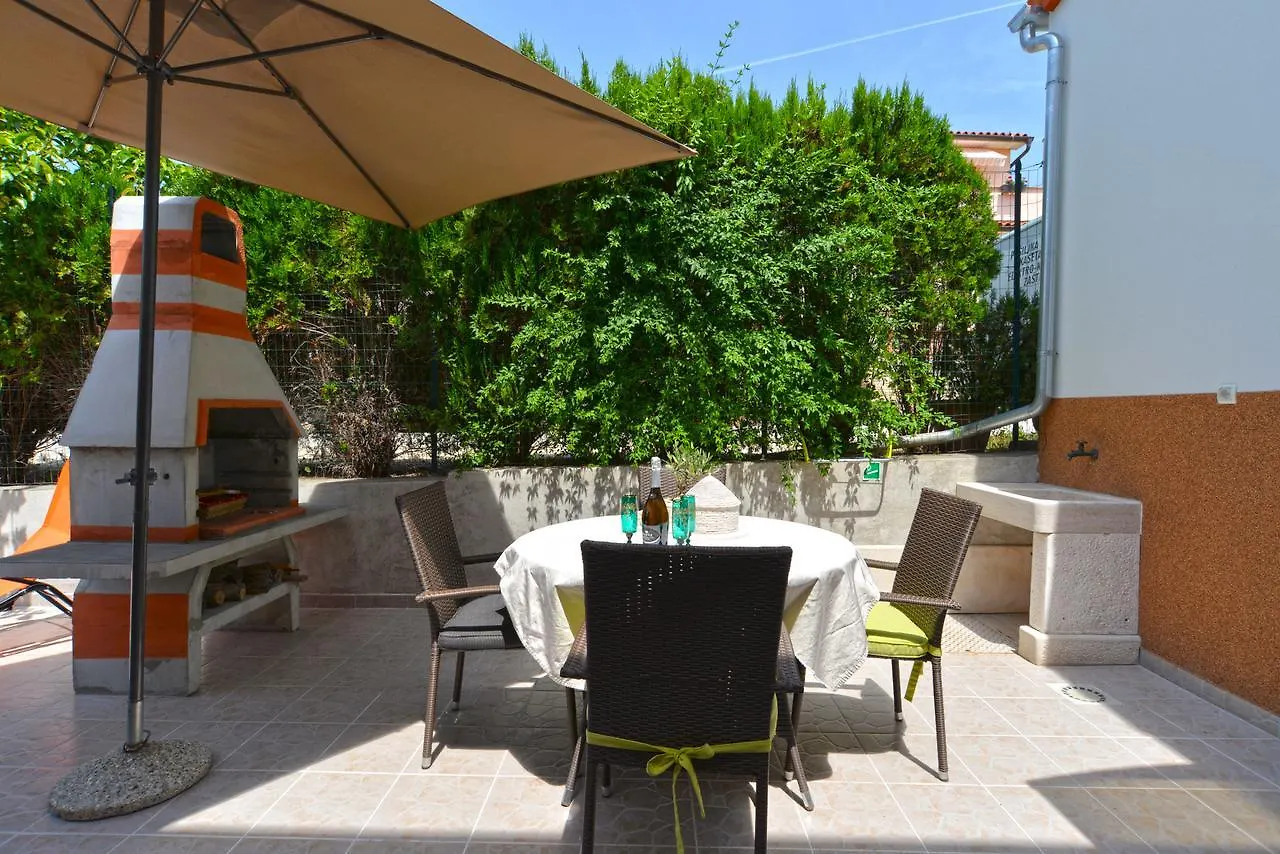 Apartment Nada 1451 فاجانا