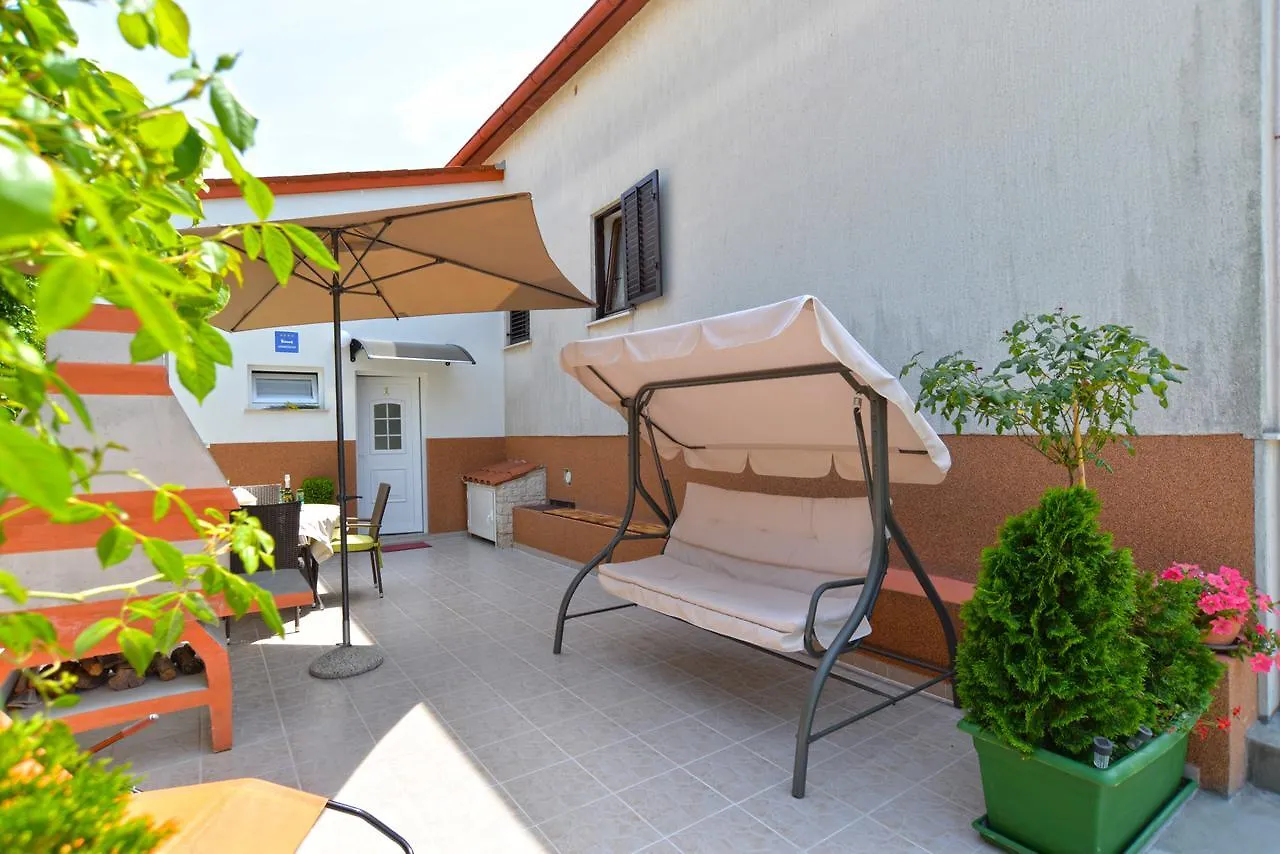 Apartment Nada 1451 فاجانا